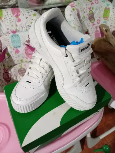 Zapatillas blancas Puma - miniatura 3