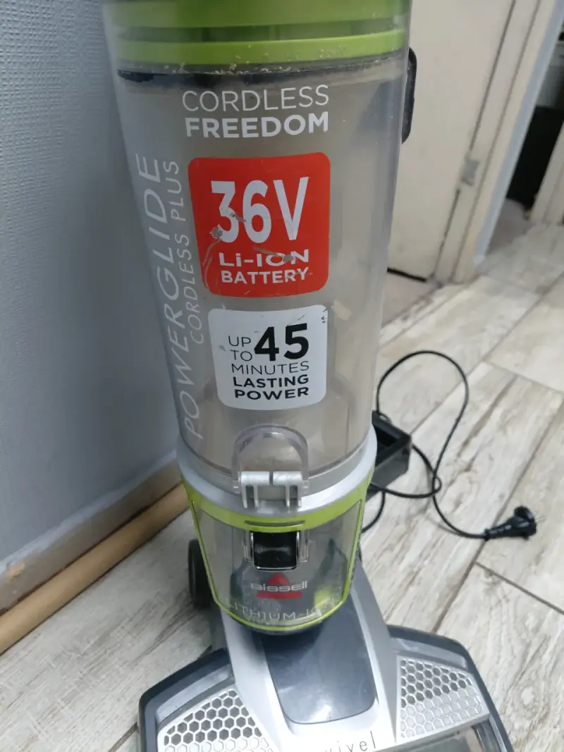 Aspiradora Bissell Premium-Ion - 5