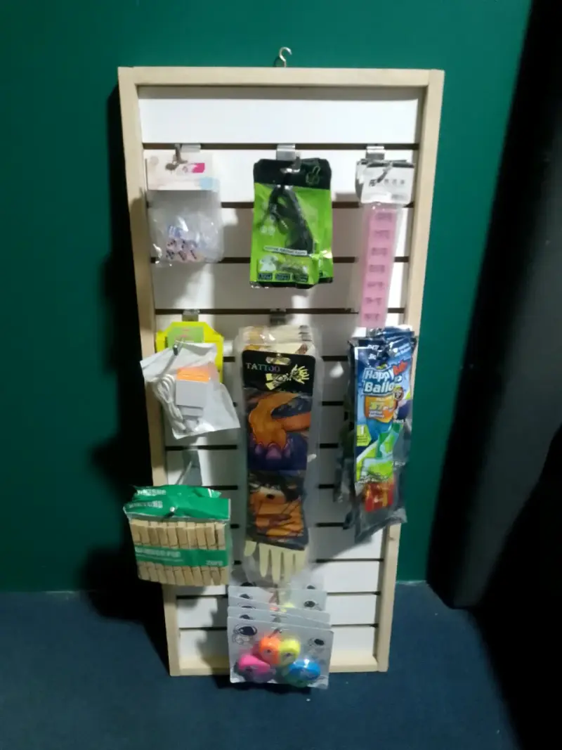 Expositor de productos variados