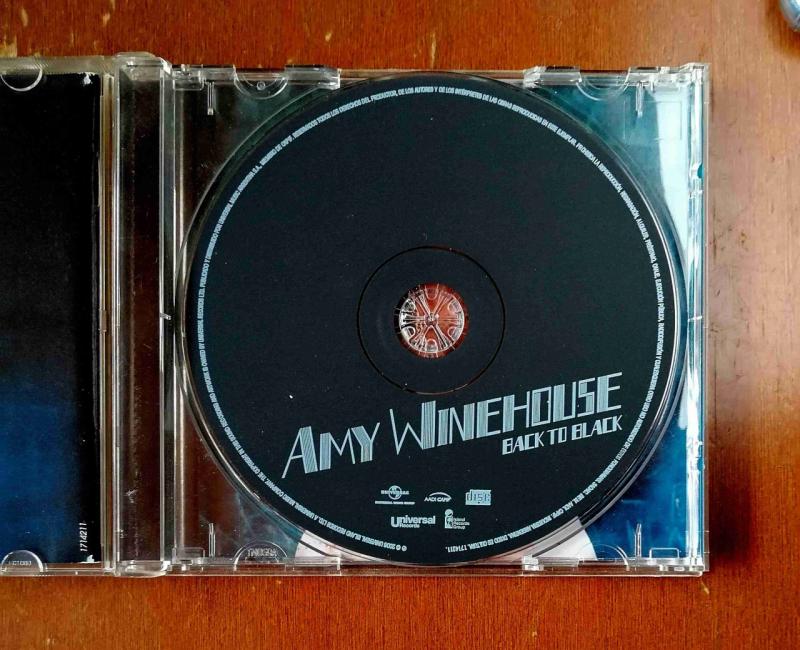 Amy Winehouse - Back To Black CD - 3