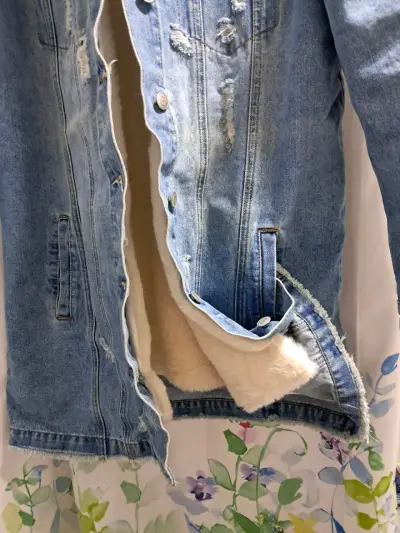 HERMOSA CHAQUETA DE JEANS CON PIEL - miniatura 5