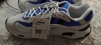 Zapatillas adidas Oznova nuevas talla 45 sin caja - miniatura 1