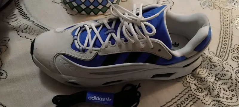 Zapatillas adidas Oznova nuevas talla 45 sin caja - 3