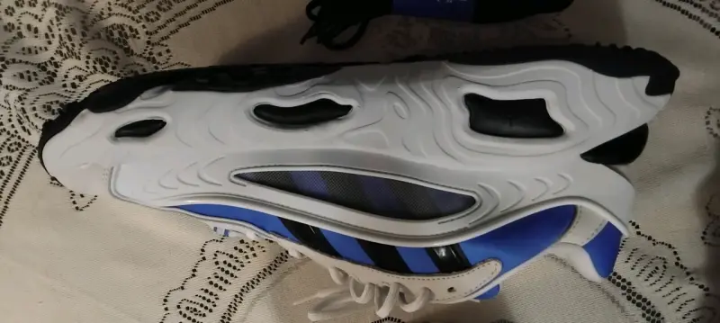 Zapatillas adidas Oznova nuevas talla 45 sin caja - 5