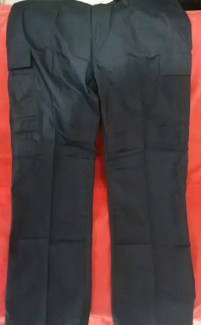 Pantalon azul cargo talla L - miniatura 4