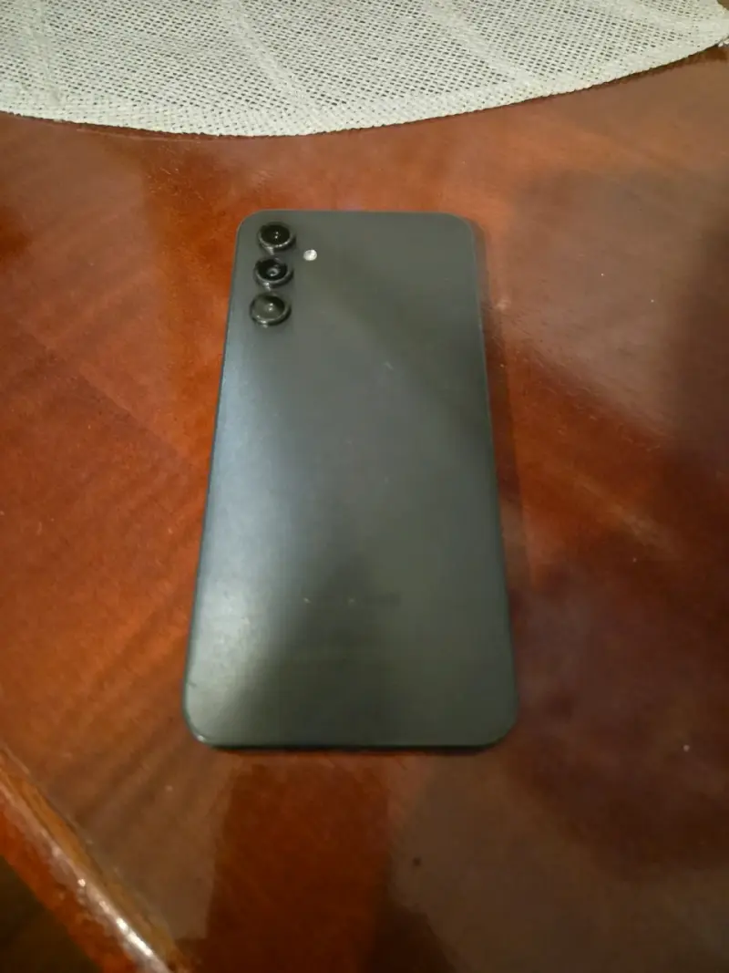 Samsung Galaxy A14 5G en buen estado - 3