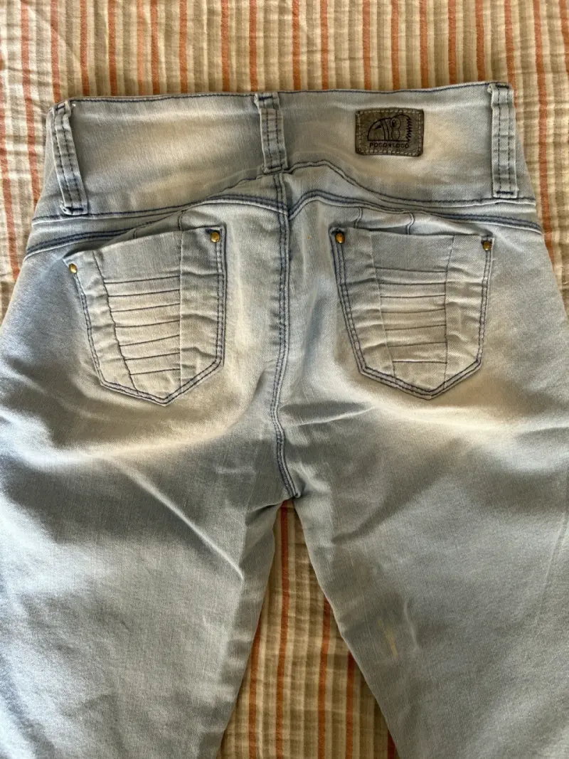 Jeans de mezclilla celeste claro - 1