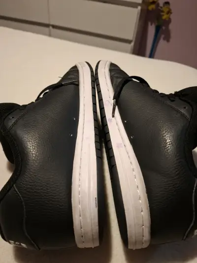 Zapatillas DC en buen estado talla 40 - miniatura 1