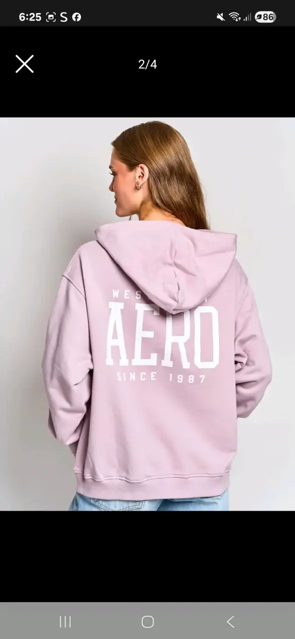 Polerón rosa con capucha AERO