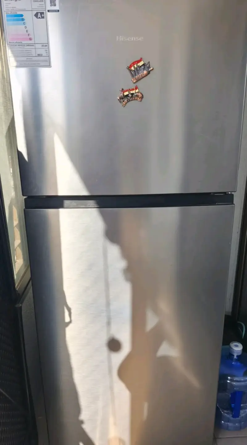 Refrigerador Hisense A+ acero