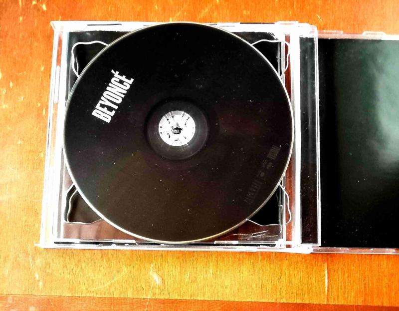 Beyoncé- BEYONCÉ CD DVD - 4