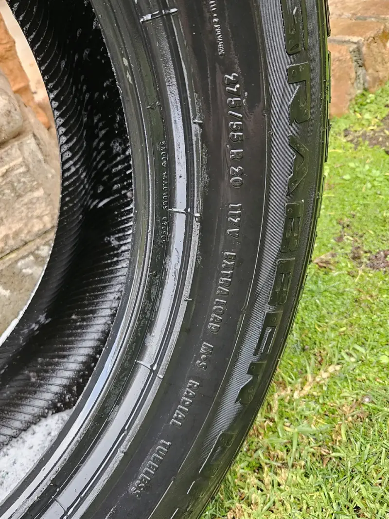 1 Neumático General Grabber UHP - 4