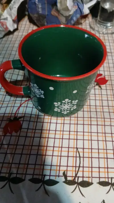 Tazón blanco con estrellas - miniatura 4