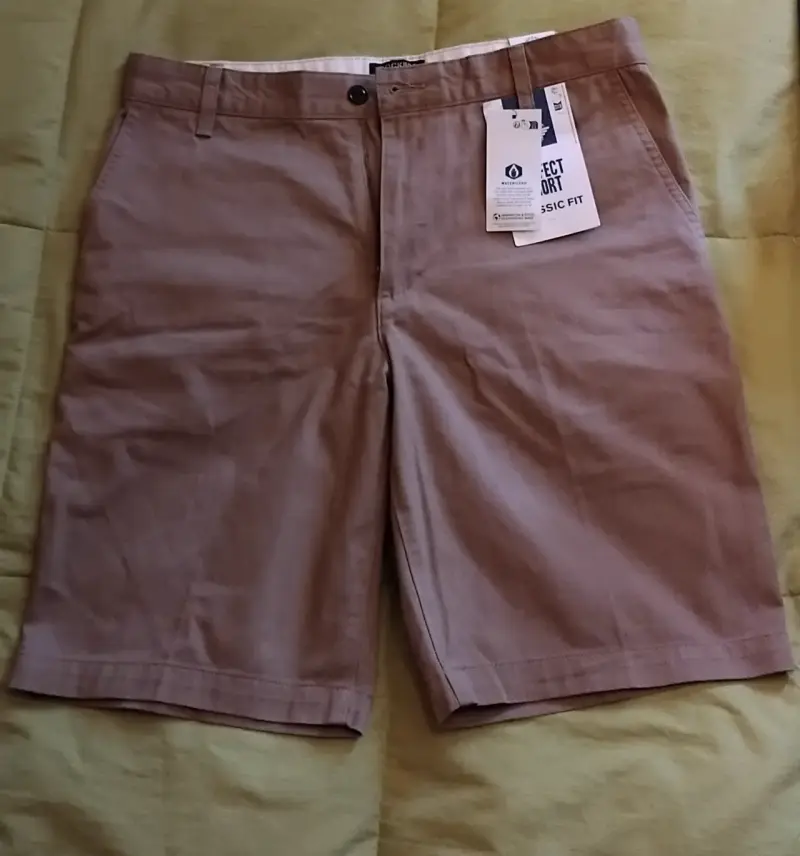 Shorts Dockers beige nuevos con etiqueta - 1