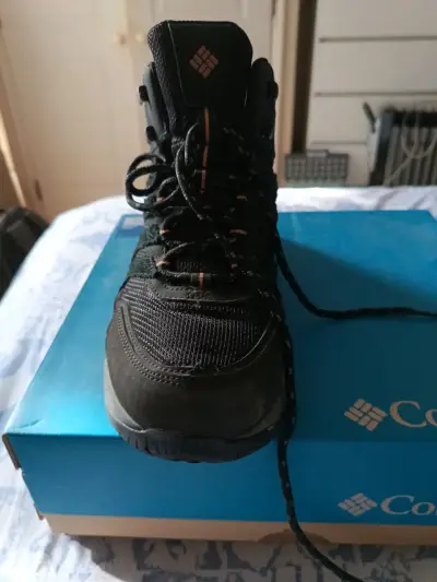 Botas de trekking Columbia negras - miniatura 2