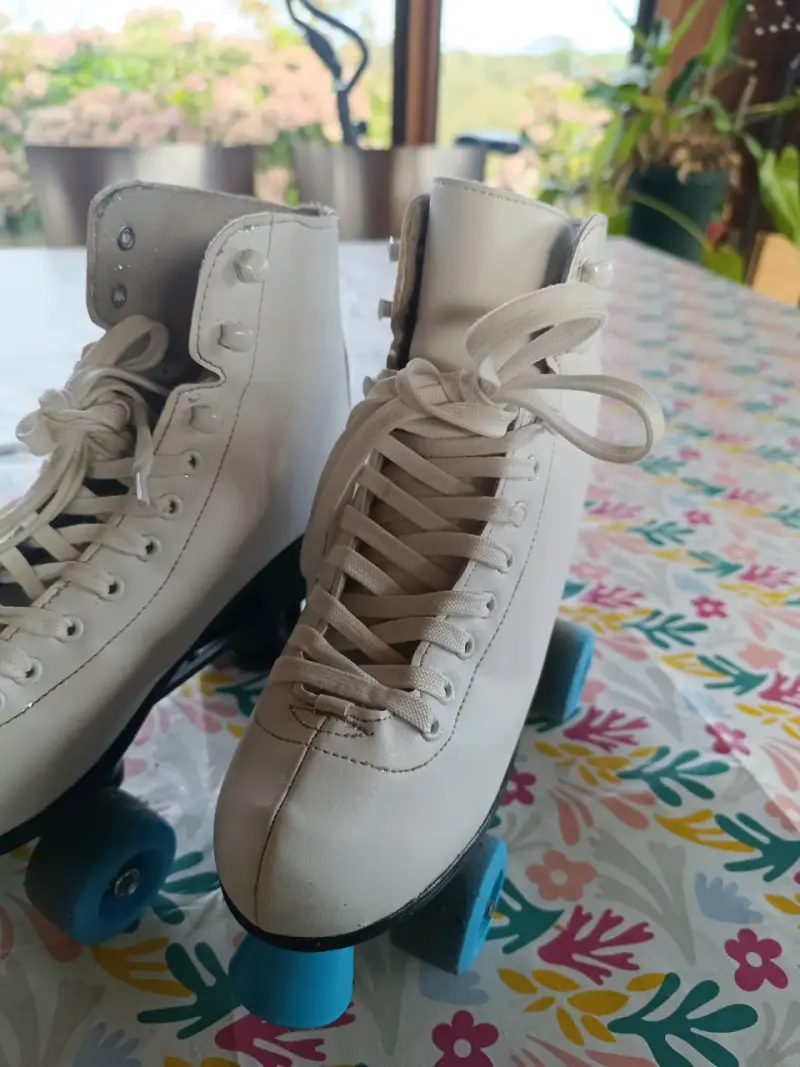 Patines de 4 ruedas blancos - 3