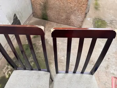 Juego de 4 sillas de madera - miniatura 2
