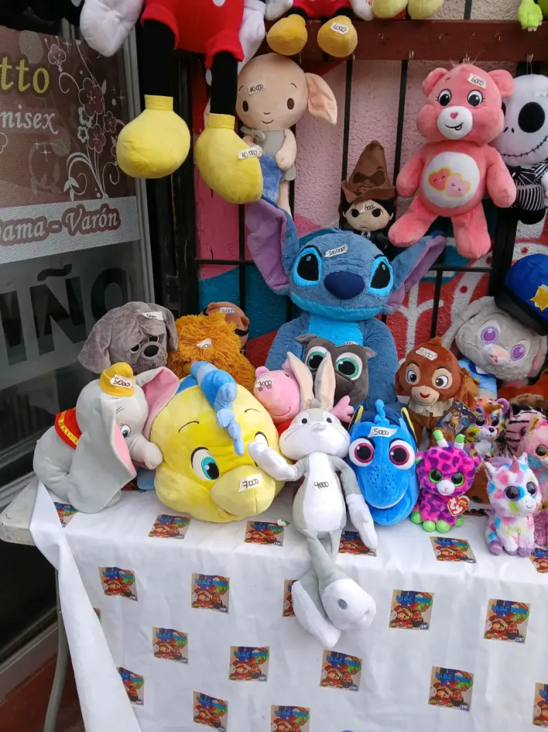 Peluches variados - 4