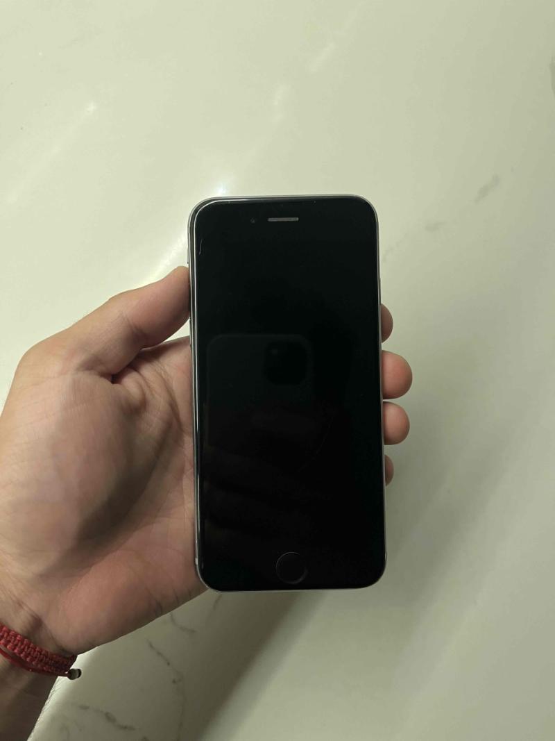 iPhone 6S - 1