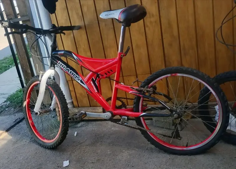 Bicicleta infantil Hot Wheels - 2