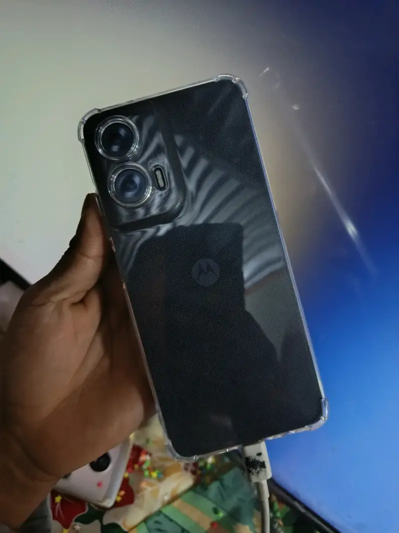 Smartphone en buen estado con funda - 2