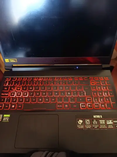 ACER NITRO 5 GAMER RTX 3050 / 16GB RAM / 1TB SSD - miniatura 4