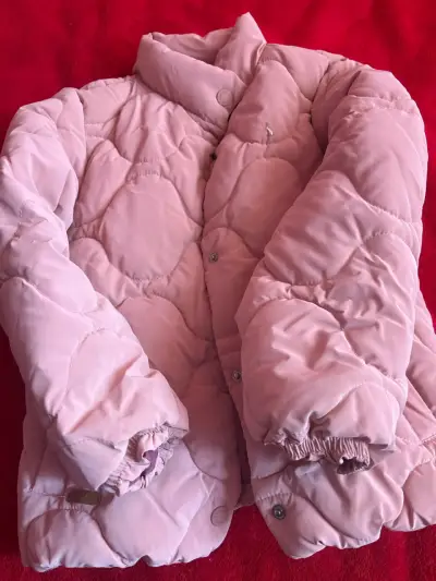Chaqueta rosada acolchada infantil - miniatura 6