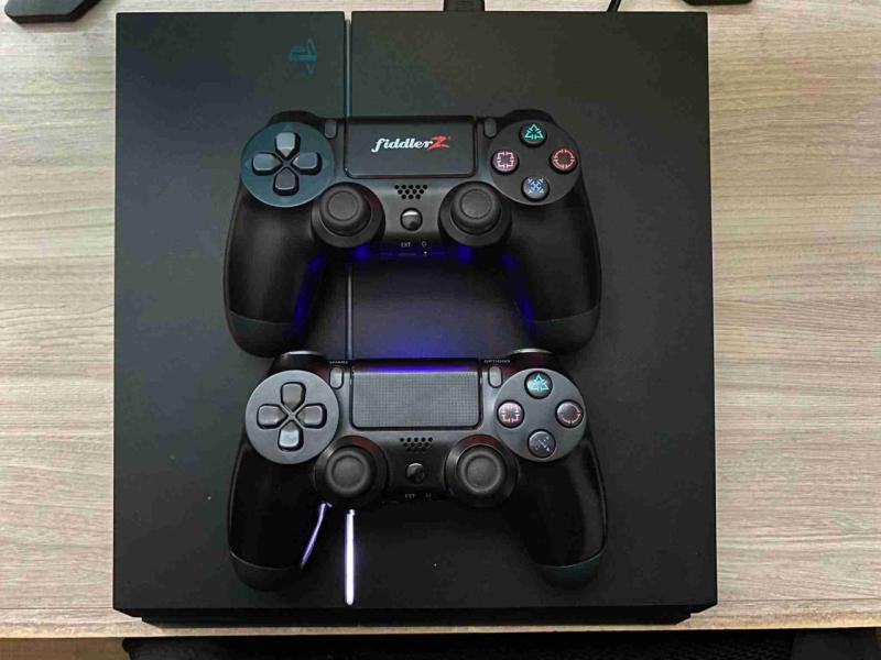 Playstation 4 - 1