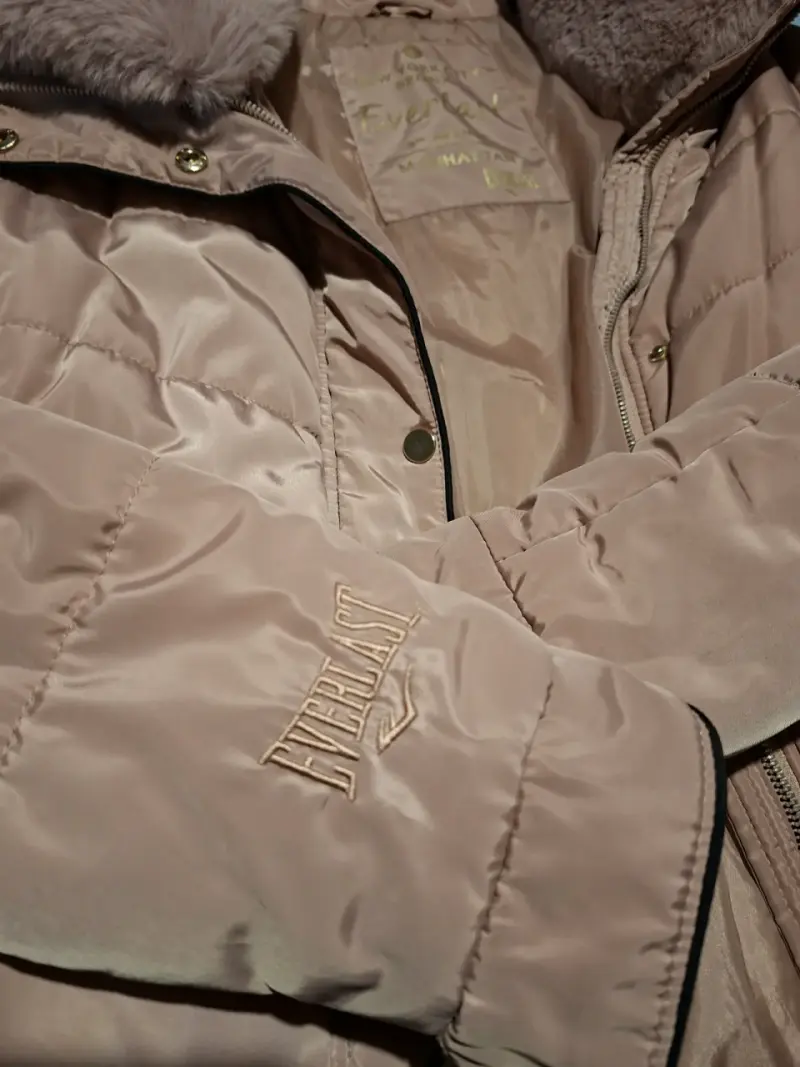 Chaqueta acolchada rosa marca Everlast,talla l - 4