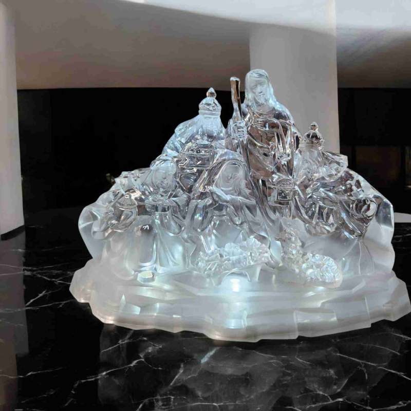 Nacimiento de cristal decorativo
