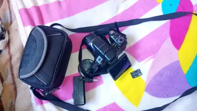 Camara fotografíca Cyber-shot Sony - miniatura 3