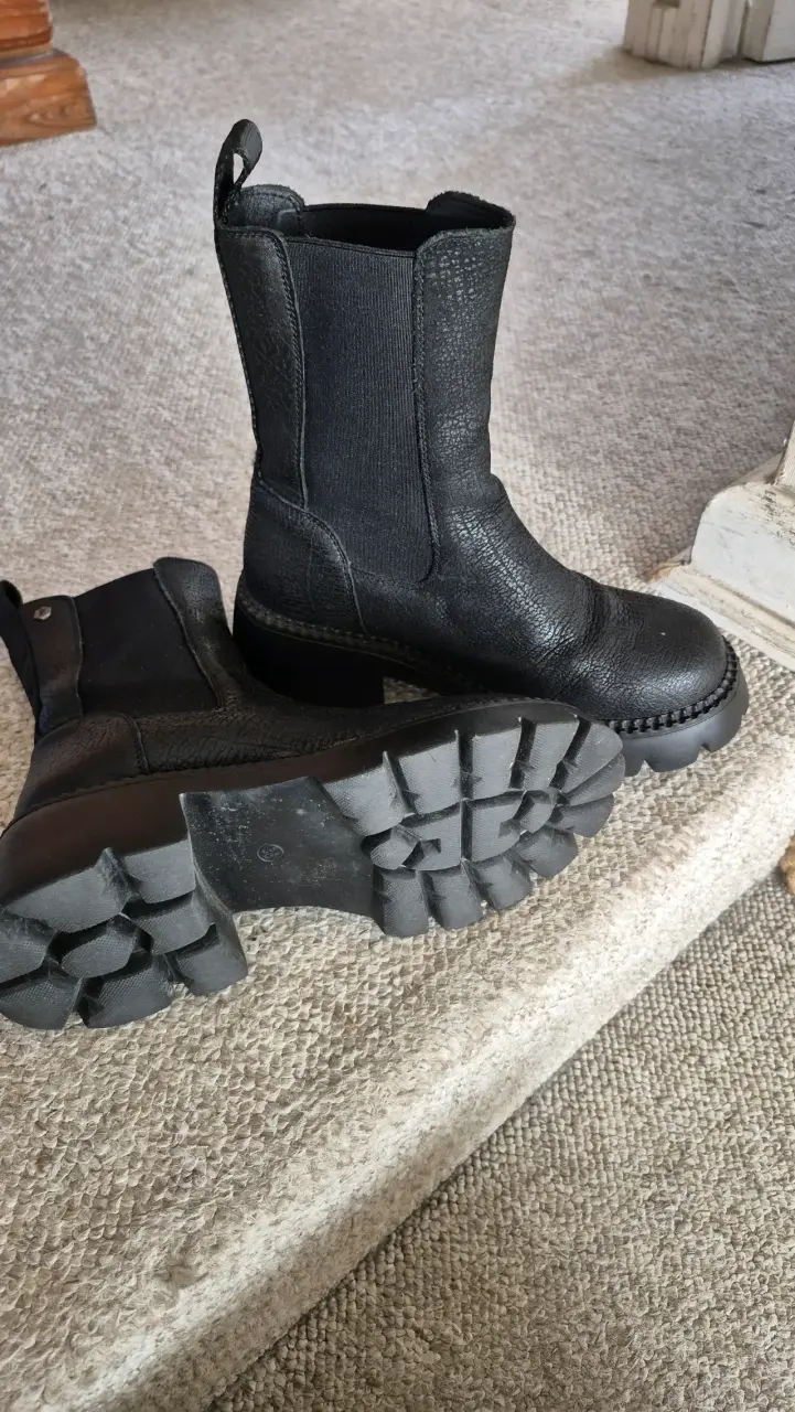 Botines negros de cuero - 2