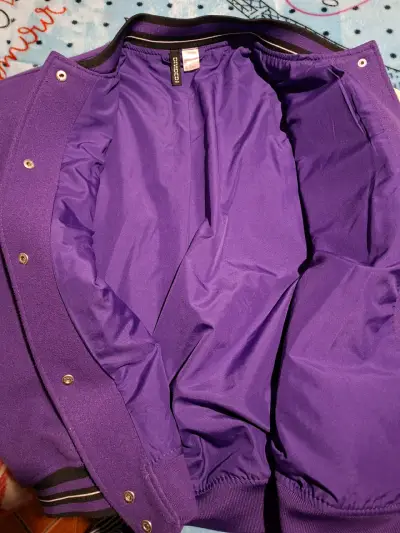 Chaqueta bomber morada unisex, Marca HyM - miniatura 4