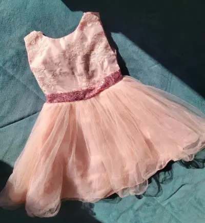 Vestidos para niña - miniatura 2