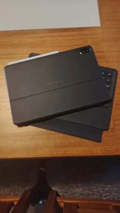 Tablet Huawei MatePad 11.5 con accesorios - miniatura 3