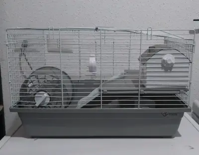 Jaula para hámster con accesorios - miniatura 1