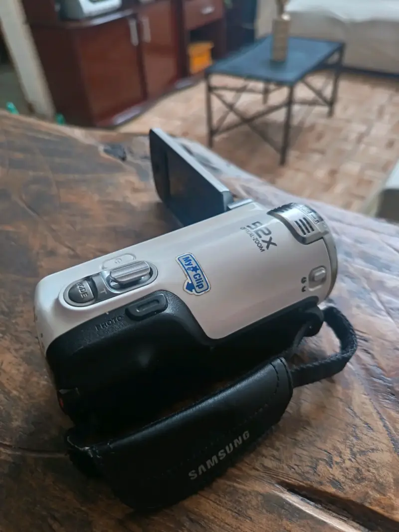 Cámara de video Samsung usada - 2