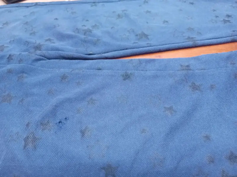 Pantalón azul con estrellas - 3