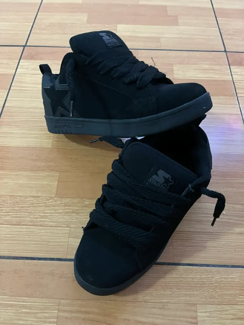 Zapatillas negras Starter