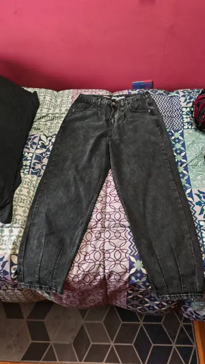 Jeans negros estilo vintage - miniatura 1