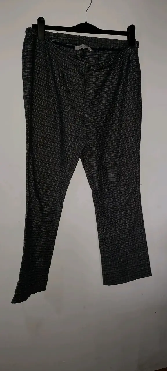 Pantalones casuales negros - 1