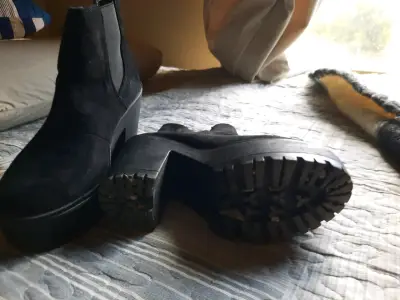 Botines negros de plataforma - miniatura 2