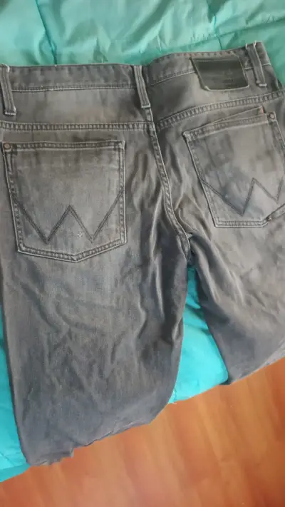 Jeans gris oscuro de hombre - miniatura 2