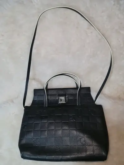 Cartera negra elegante - miniatura 1