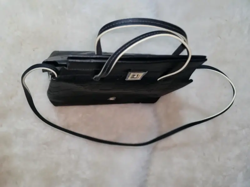 Cartera negra elegante - 3