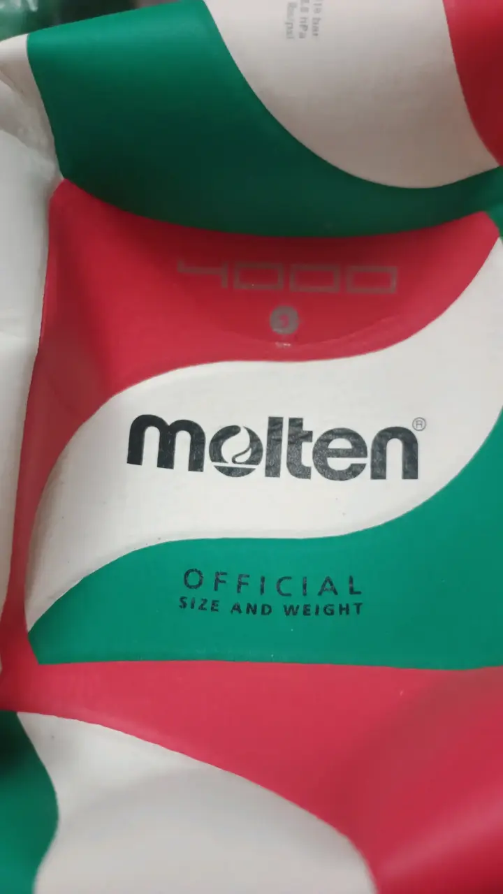 Pelotas de voleibol Molten nuevas - 2