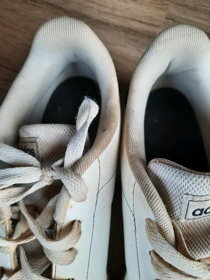Zapatillas blancas Adidas usadas - 2