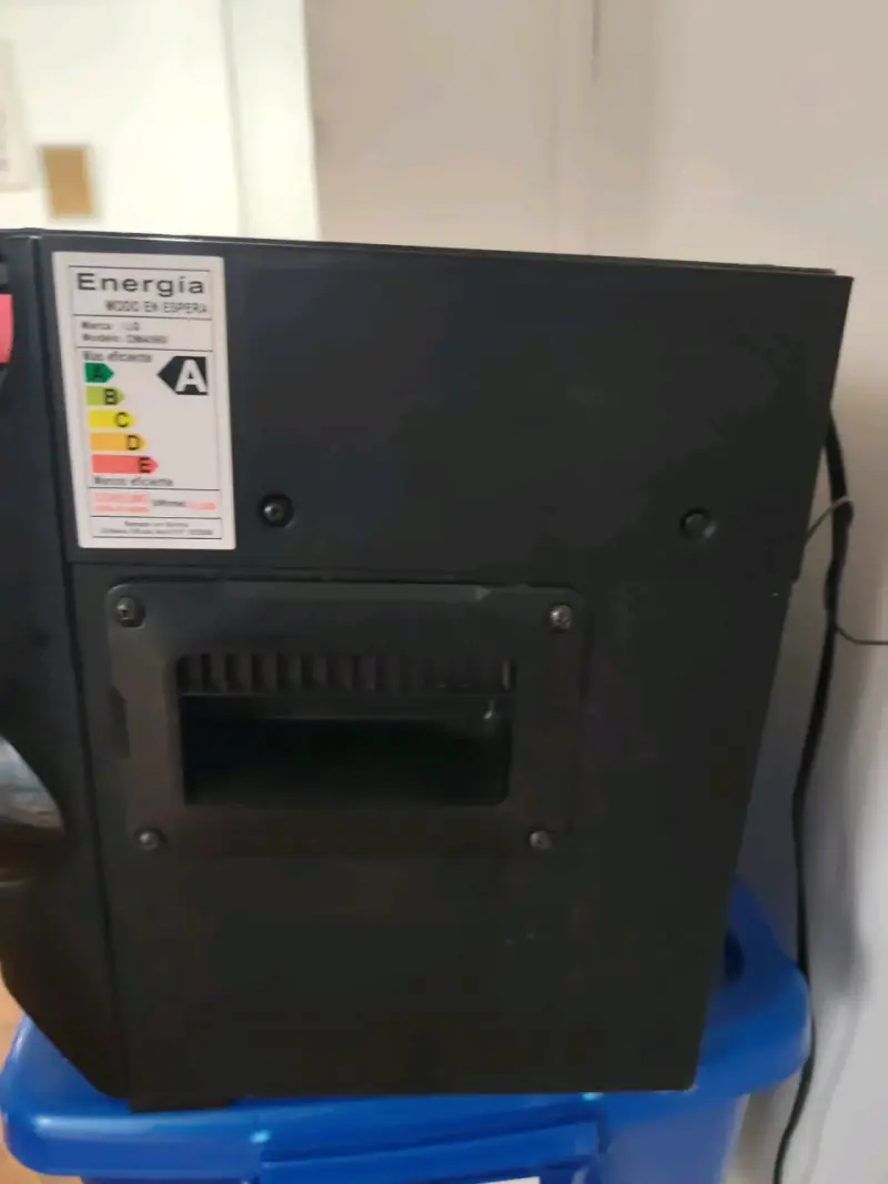 Parlante LG Bluetooth 220W - 2