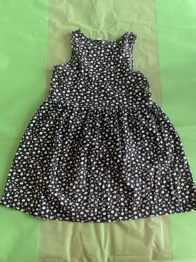 Vestido floreado negro - 4