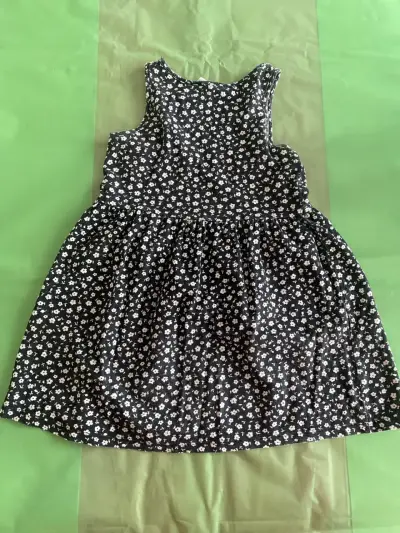 Vestido floreado negro - miniatura 4